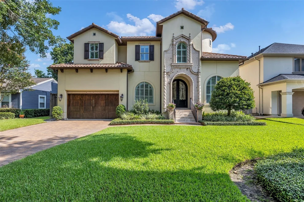 Unit for sale at 4608 Maple Street, Bellaire, TX 77401