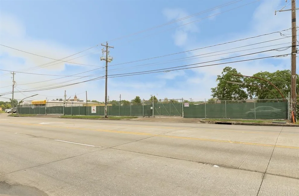 Unit for sale at 1811 Shaver Street, Pasadena, TX 77502