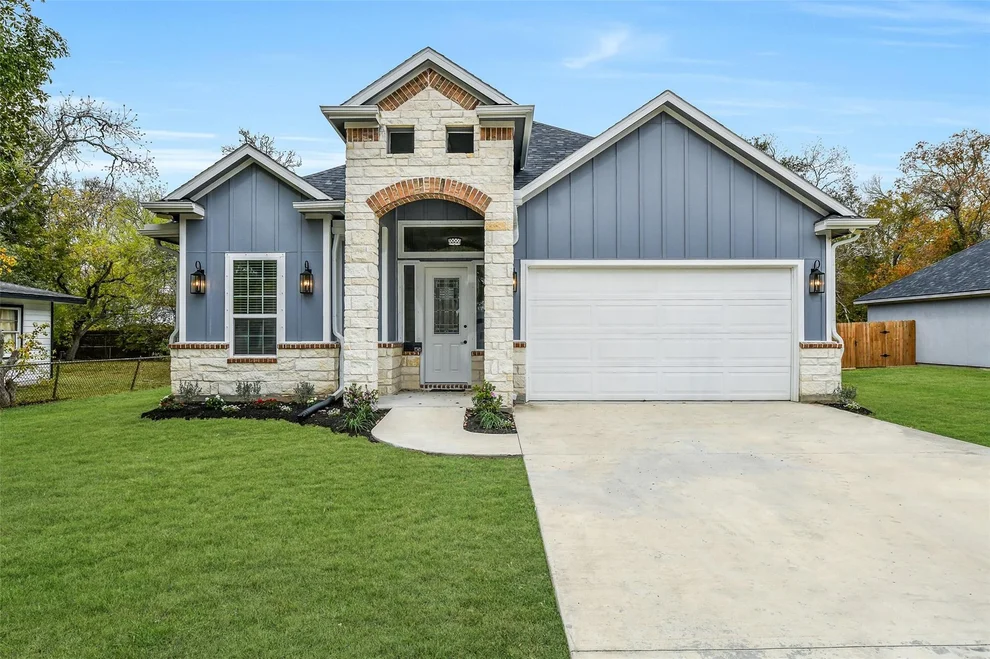 Unit for sale at 1518 Oleander Drive, La Marque, TX 77568