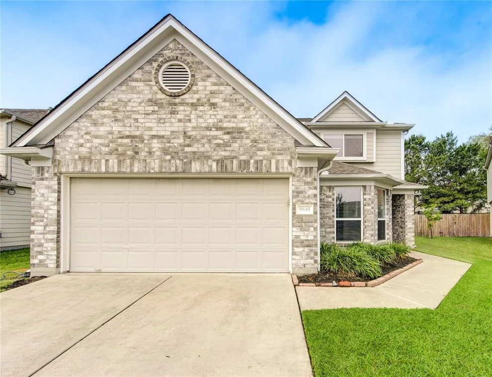 Unit for sale at 9849 Expedition Trail, Conroe, TX 77385