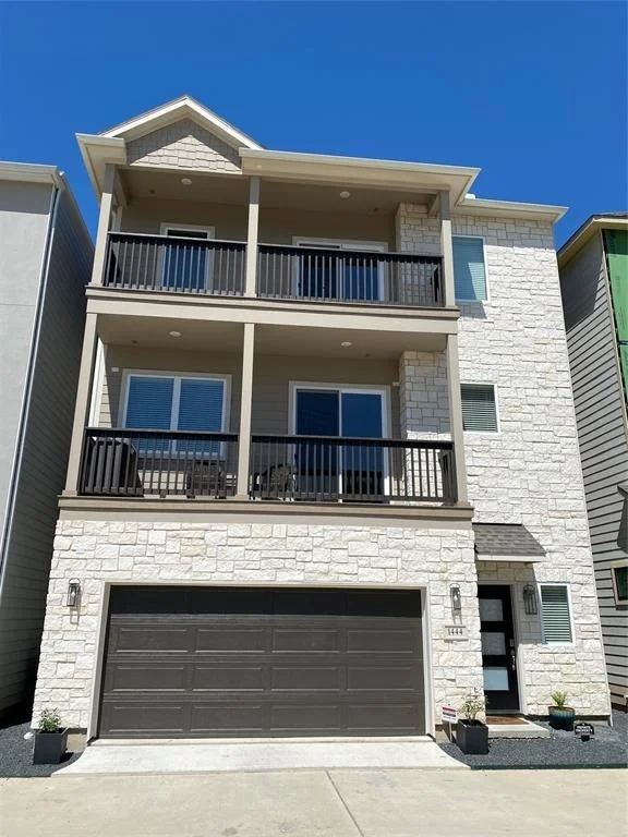 Unit for sale at 1432 W 34th 1/2 Street, Houston, TX 77018