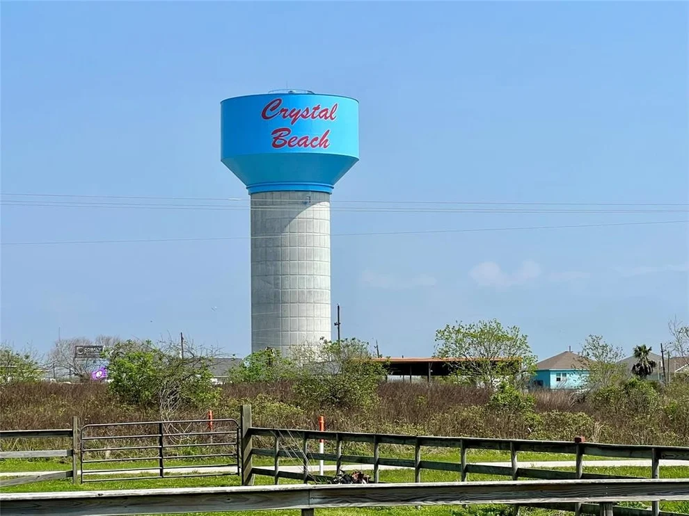 Unit for sale at 1092 N Monkhouse, Crystal Beach, TX 77650