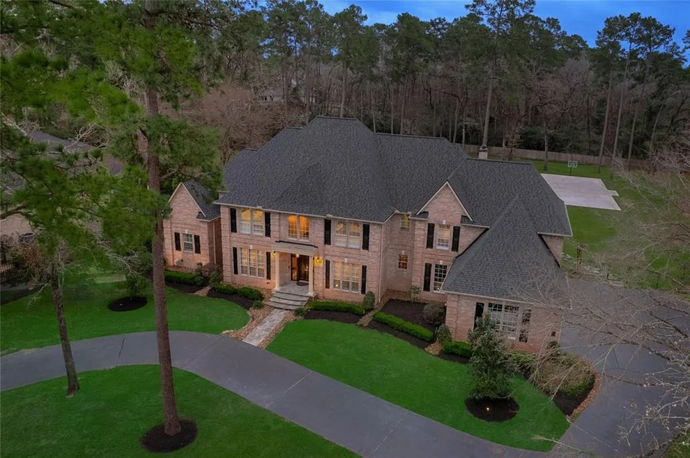 Unit for sale at 243 Saddle Ridge, The Woodlands, TX 77380