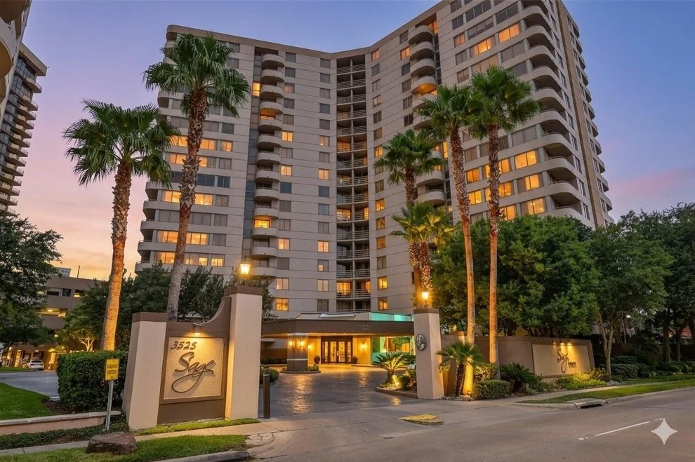 Unit for sale at 3525 Sage Road, Houston, TX 77056