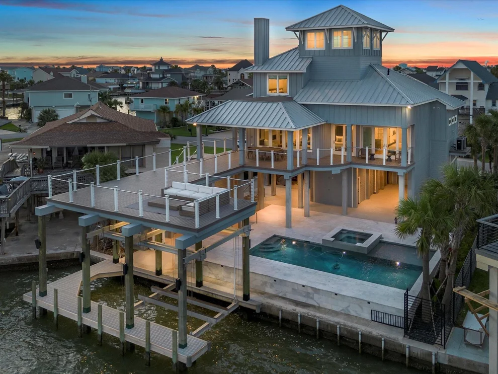 Unit for sale at 1311 Oahu Drive, Tiki Island, TX 77554