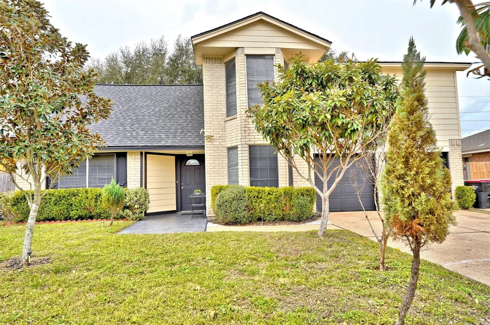 Unit for sale at 7607 Stamen Drive, Houston, TX 77041