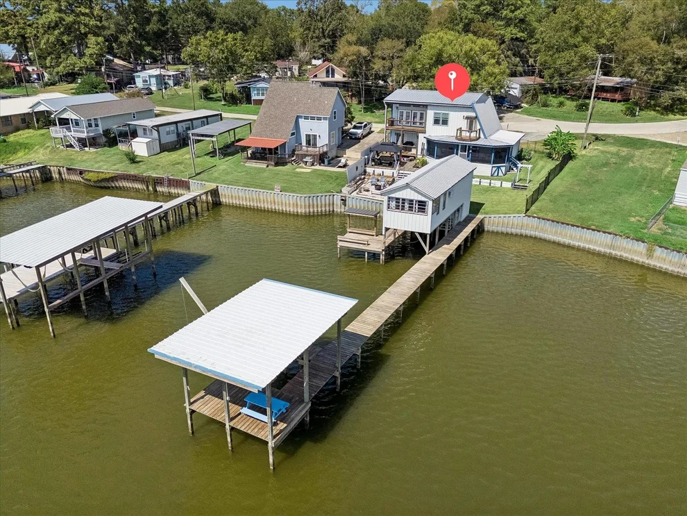 Unit for sale at 115 Panther, Onalaska, TX 77360