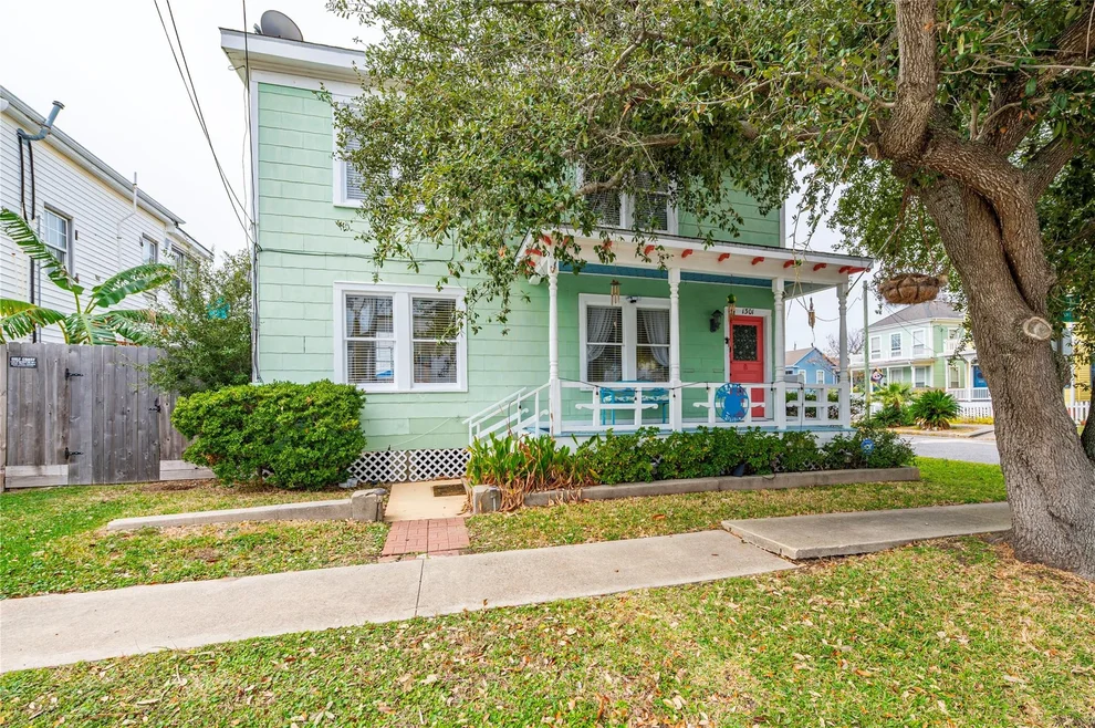 Unit for sale at 1301 14th Street, Galveston, TX 77550