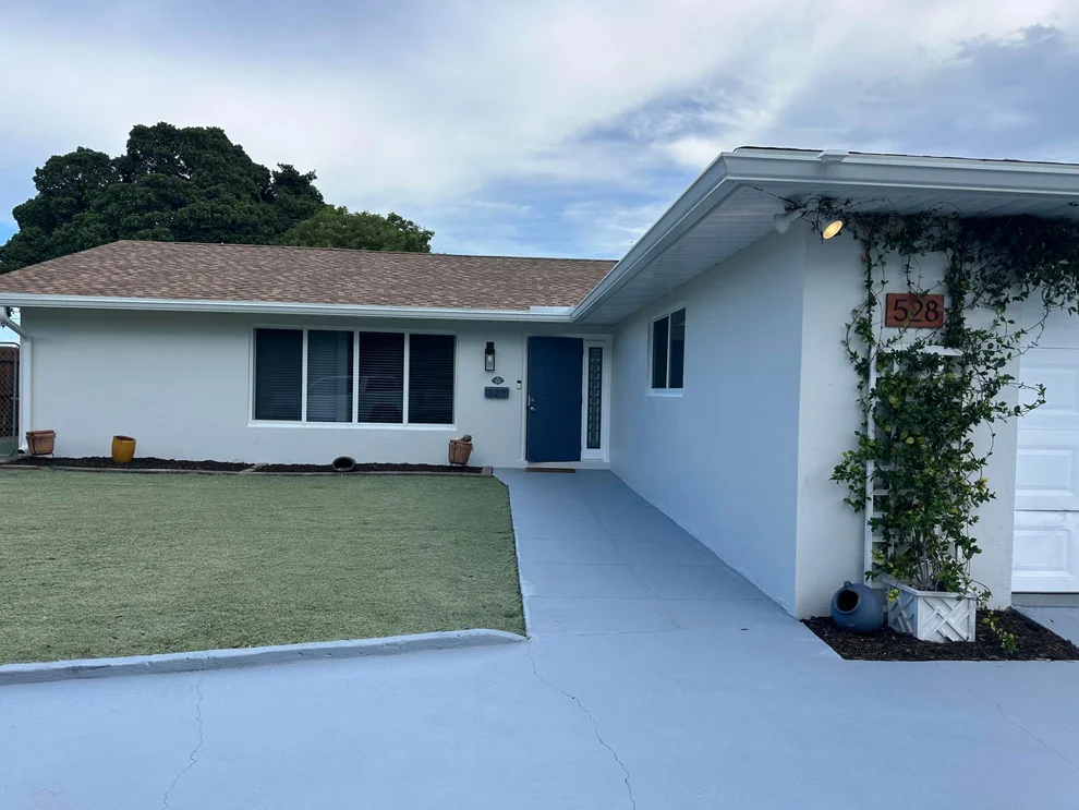 Unit for sale at 528 Date Palm Drive, Lake Park, FL 33403