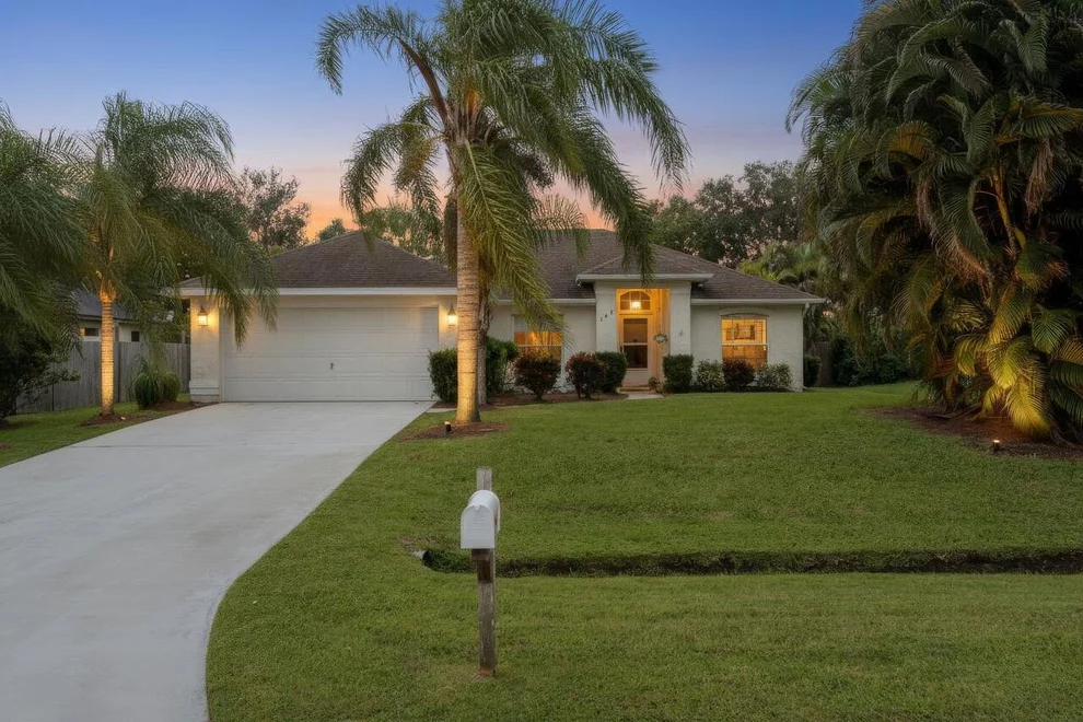 Unit for sale at 343 SW South Quick Circle, Port St Lucie, FL 34953