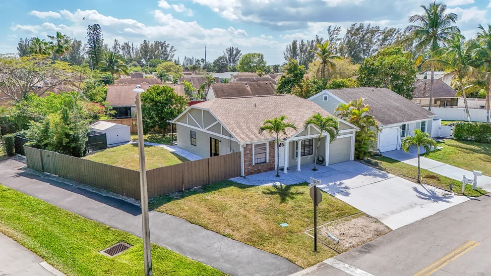 Unit for sale at 11120 N Terradas Lane, Boca Raton, FL 33428