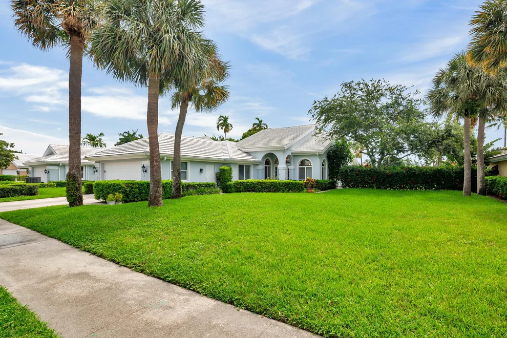 Unit for sale at 2402 Saratoga Bay Drive, West Palm Beach, FL 33409