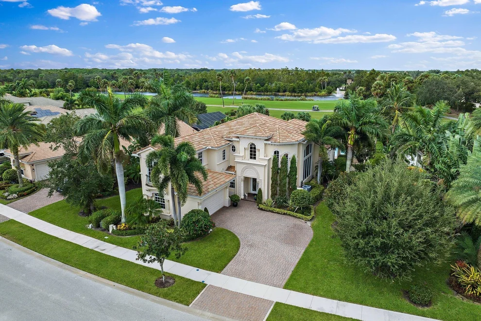 Unit for sale at 129 Rosalia Court, Jupiter, FL 33478