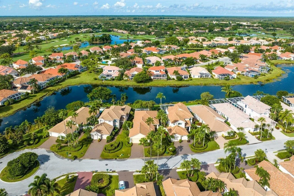 Unit for sale at 718 Pinehurst Way, Palm Beach Gardens, FL 33418
