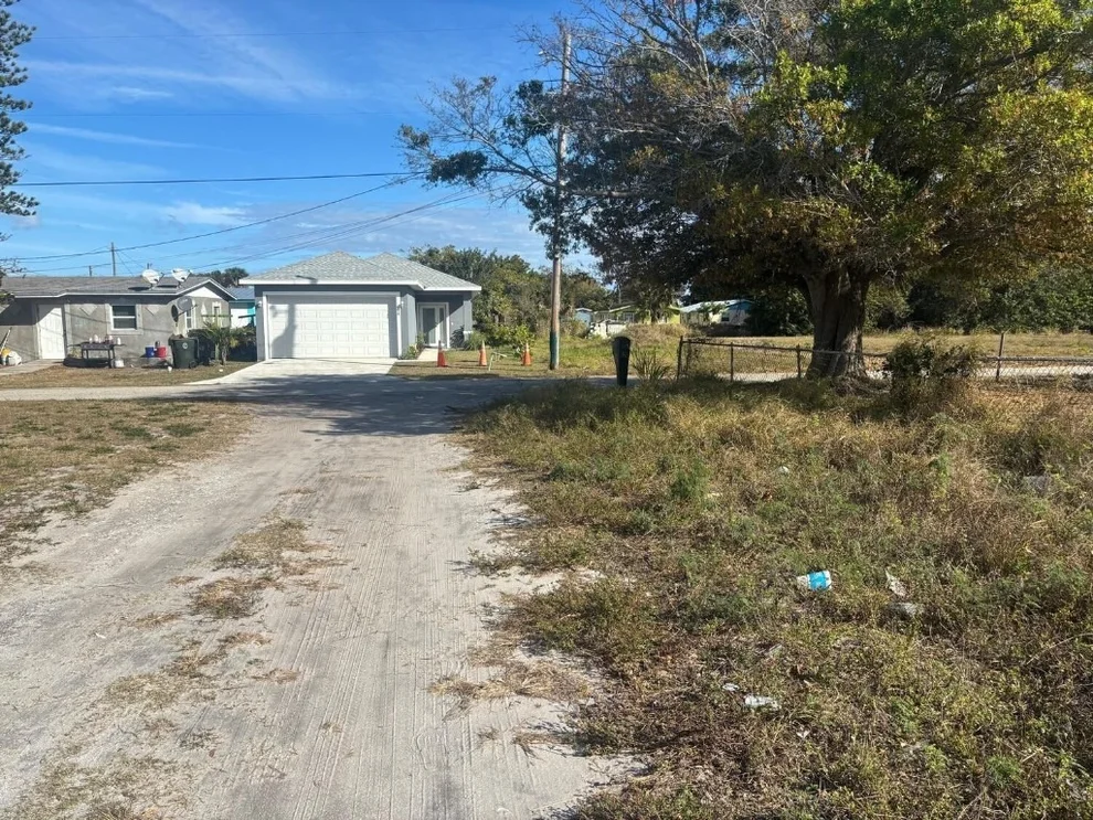 Unit for sale at 1512 N 17th Street, Fort Pierce, FL 34950