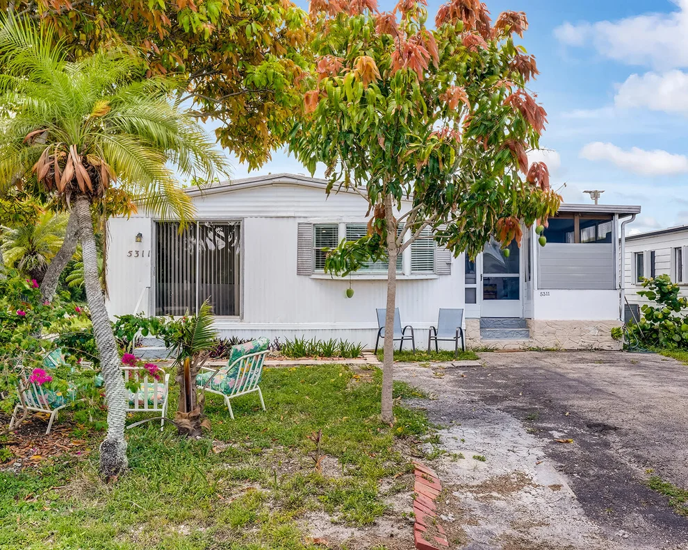Unit for sale at 5311 SW 23rd Terrace, Fort Lauderdale, FL 33312