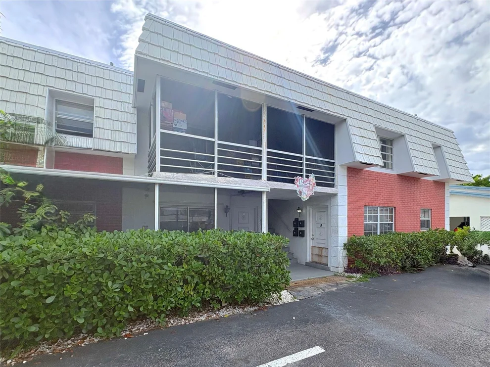 Unit for sale at 1924 NE 26th Street, Wilton Manors, FL 33305