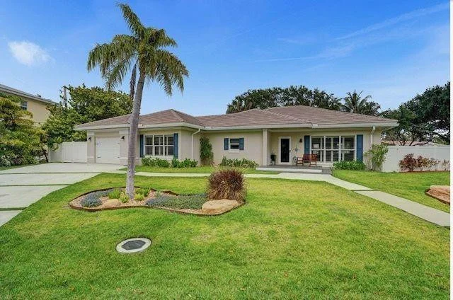 Unit for sale at 2622 NE 27th Avenue, Lighthouse Point, FL 33064