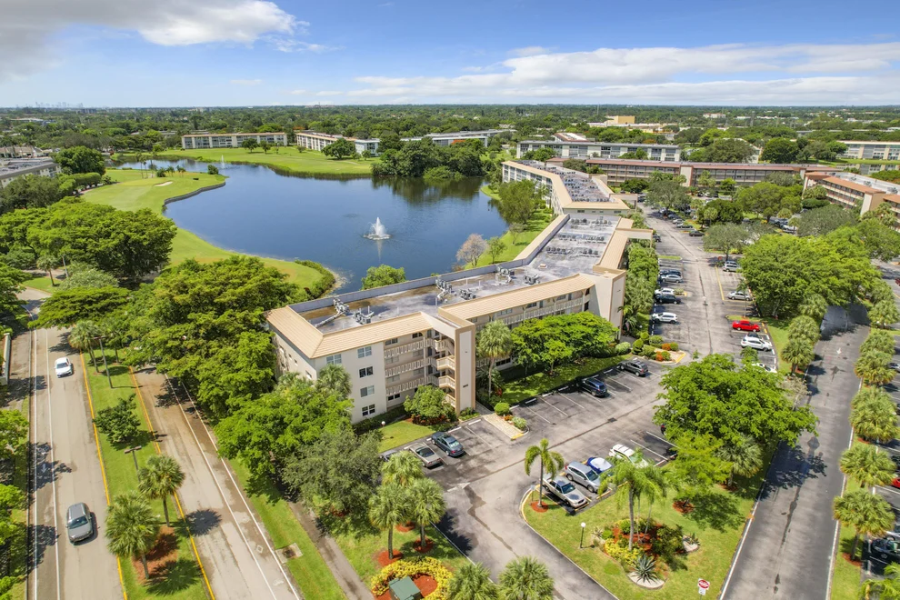 Unit for sale at 3205 Portofino Point, Coconut Creek, FL 33066