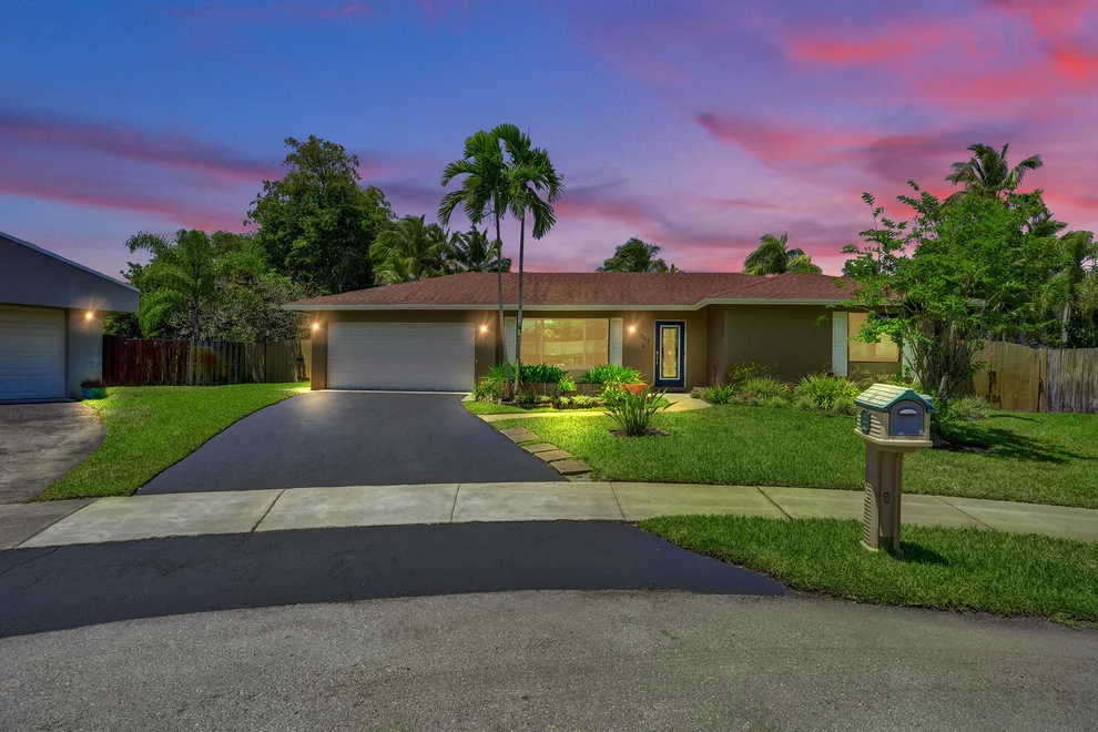 Unit for sale at 11927 SW 57th Court, Cooper City, FL 33330