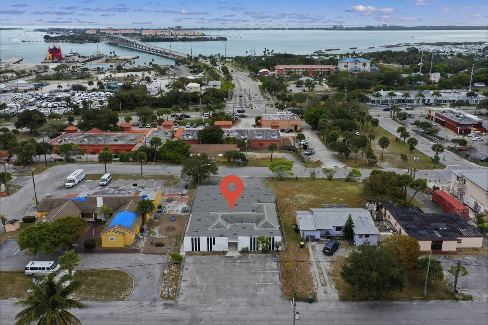 Unit for sale at 706 N 7th N Street, Fort Pierce, FL 34950