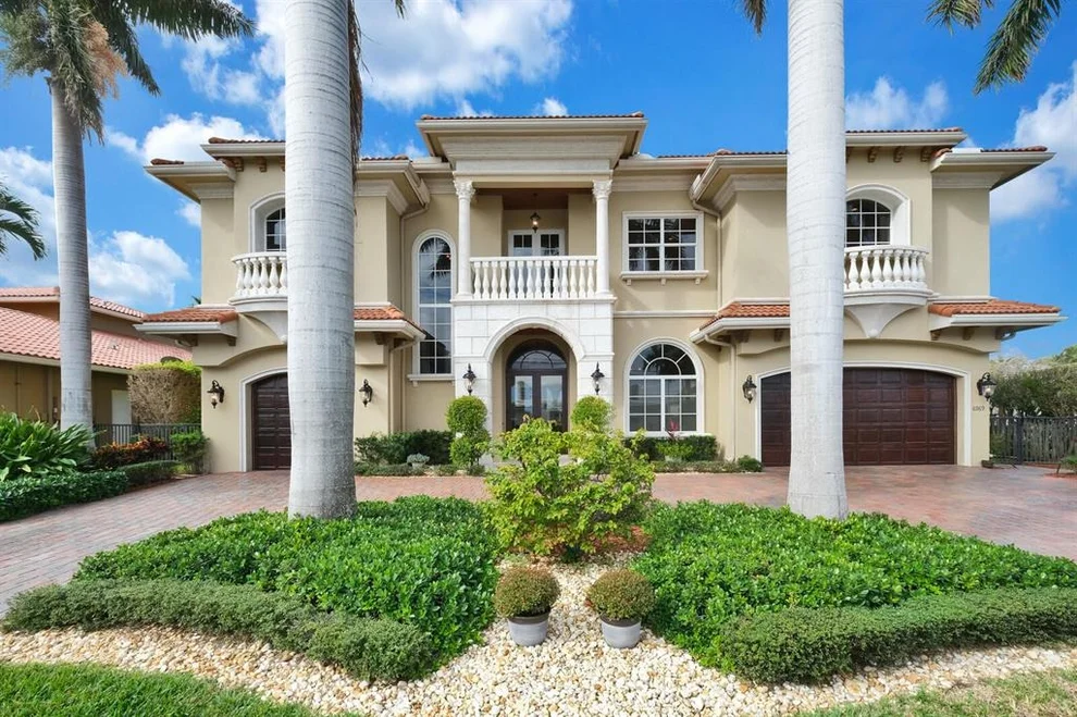 Unit for sale at 6969 NE 8th Drive, Boca Raton, FL 33487