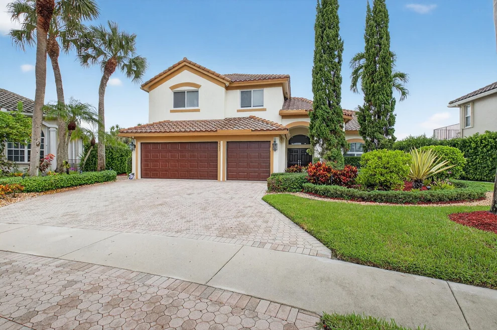 Unit for sale at 19635 Biscayne Bay Drive, Boca Raton, FL 33498