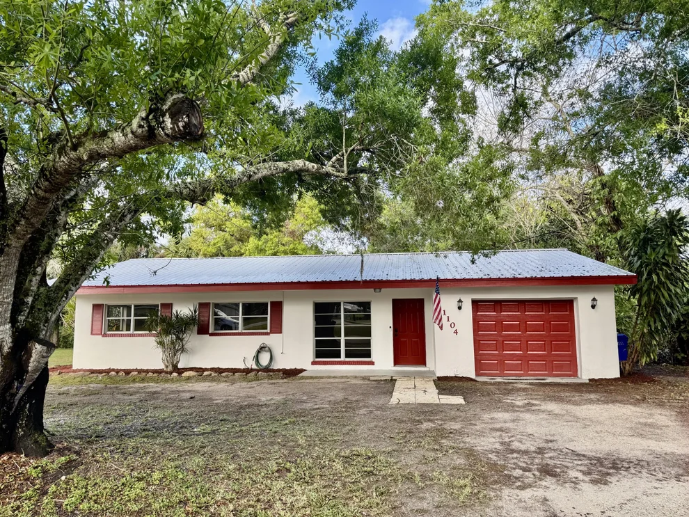 Unit for sale at 1104 SE 8th Drive, Okeechobee, FL 34974