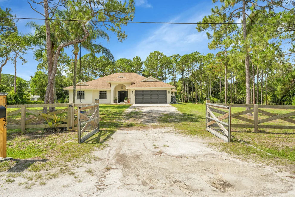 Unit for sale at 17146 76th Street N, The Acreage, FL 33470