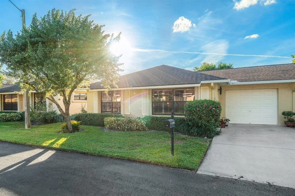 Unit for sale at 9965 Banana Tree Run, Boynton Beach, FL 33436