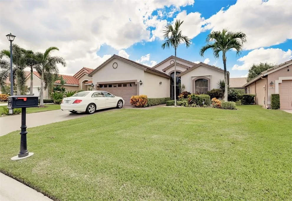 Unit for sale at 10393 Lexington Circle S, Boynton Beach, FL 33436