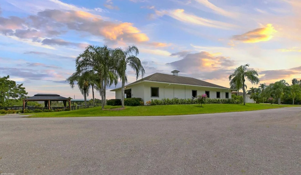 Unit for sale at 15920 46th Lane S, Wellington, FL 33414
