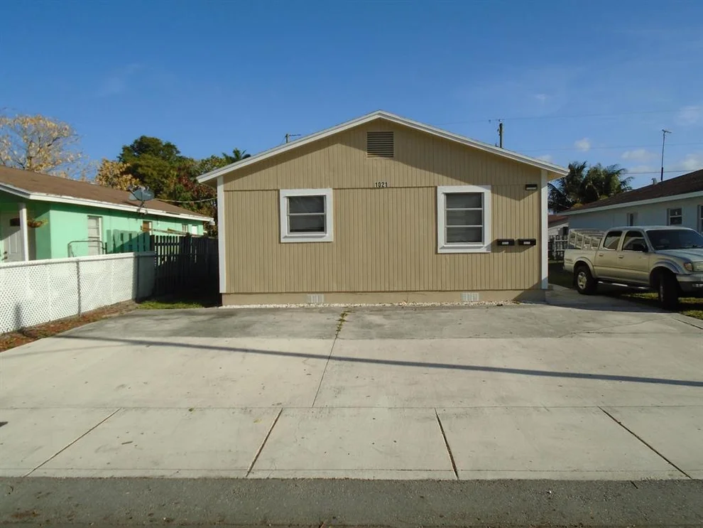 Unit for sale at 1021 Selkirk Street, West Palm Beach, FL 33405