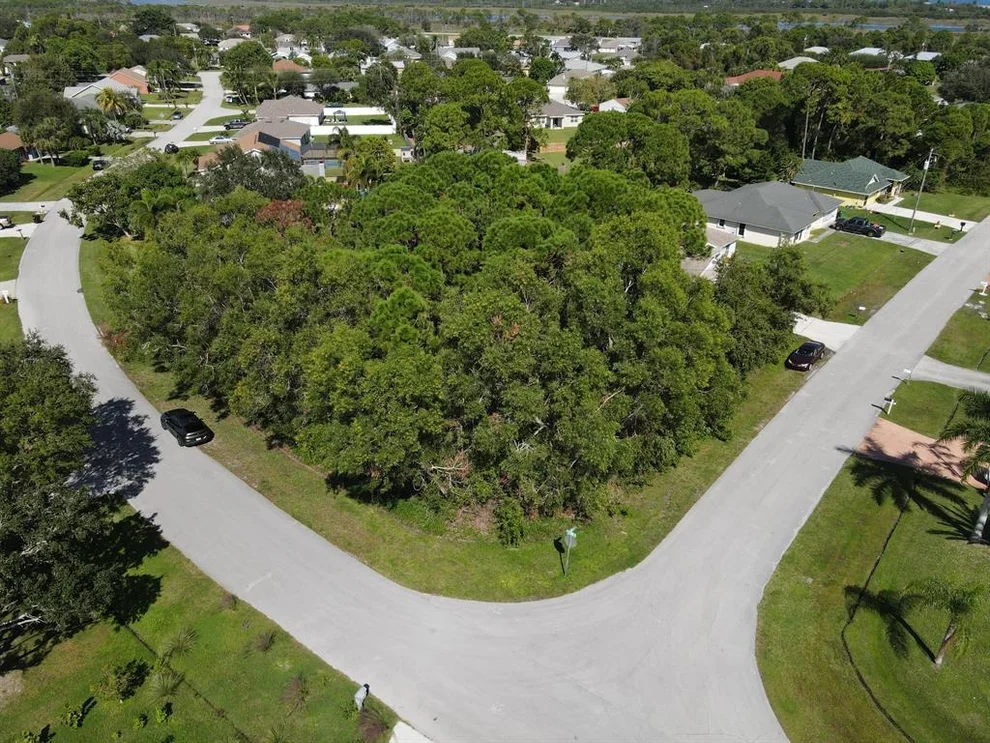 Unit for sale at 2801 SE Cabana Lane, Port St Lucie, FL 34952