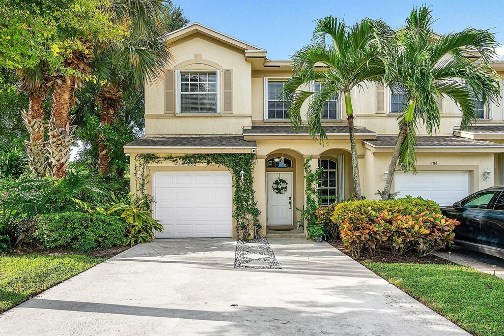 Unit for sale at 202 Elm Way, Boynton Beach, FL 33426
