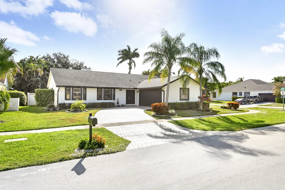 Unit for sale at 1855 Primrose Lane, Wellington, FL 33414