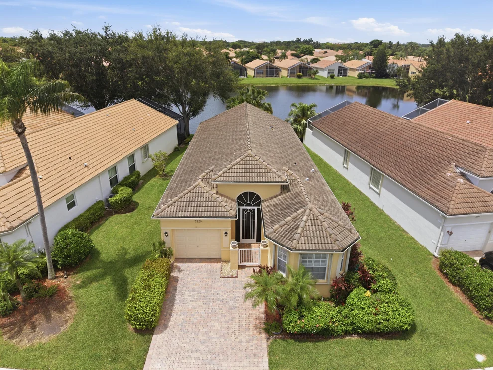 Unit for sale at 7229 Cataluna Circle, Delray Beach, FL 33446