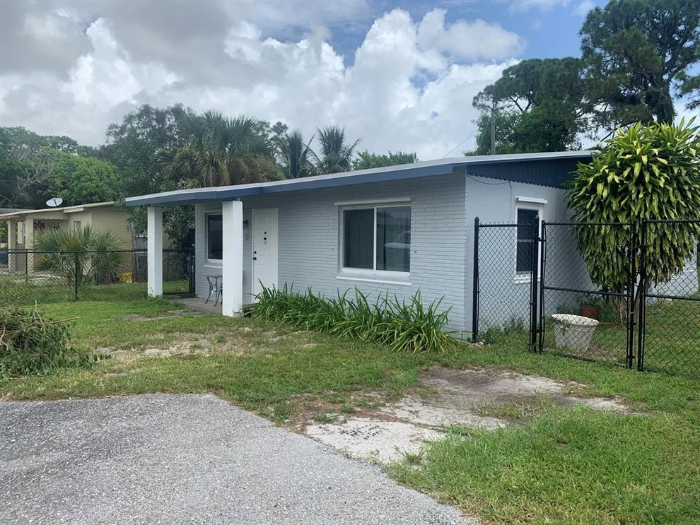 Unit for sale at 3 Kidd Street, Lake Worth, FL 33463