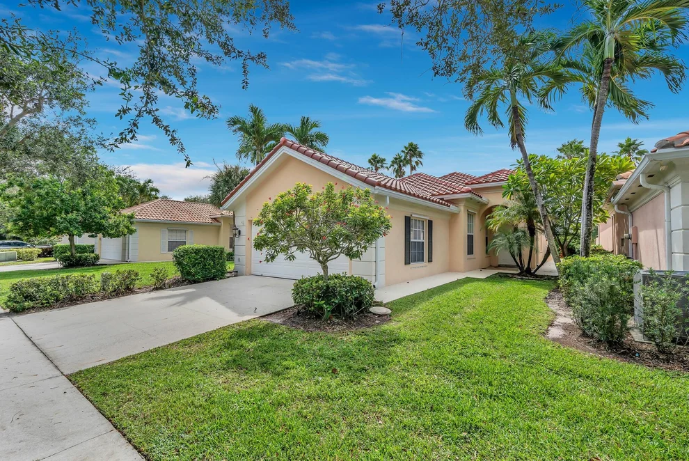Unit for sale at 4784 Blossom Drive, Delray Beach, FL 33445