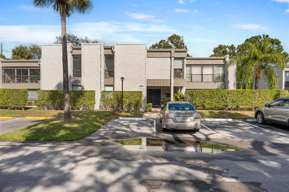 Unit for sale at 6641 Spring Bottom Way, Boca Raton, FL 33433
