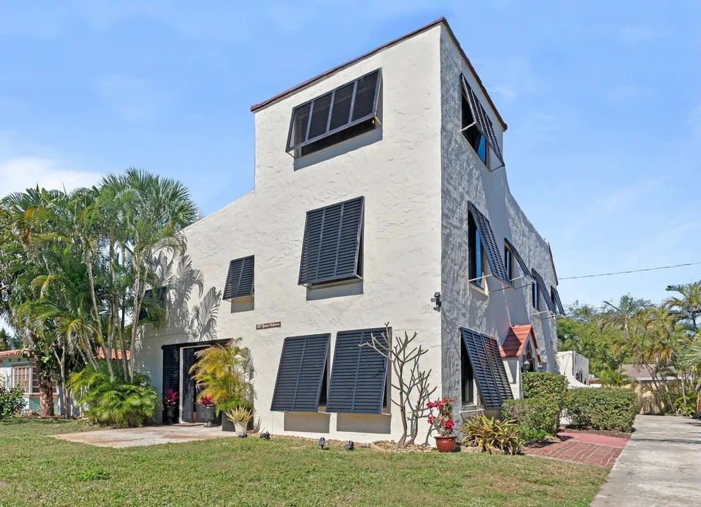 Unit for sale at 927 Paseo Andorra, West Palm Beach, FL 33405