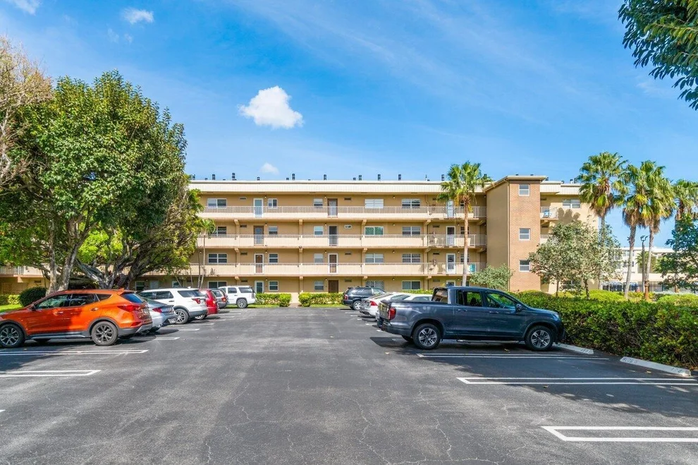Unit for sale at 2400 NE 1st Lane, Boynton Beach, FL 33435
