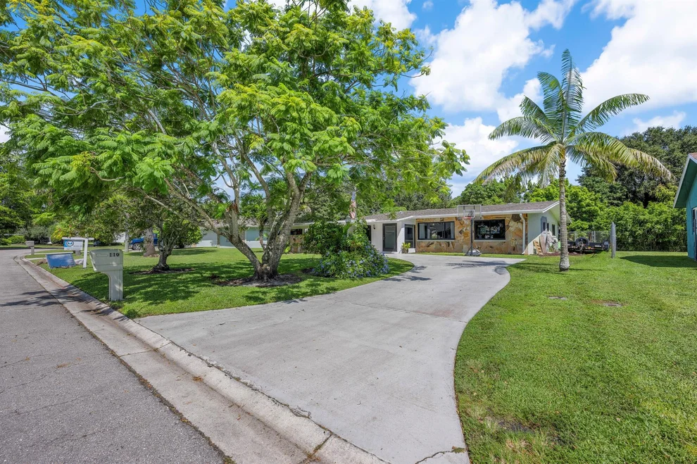 Unit for sale at 110 Heron Parkway, Royal Palm Beach, FL 33411