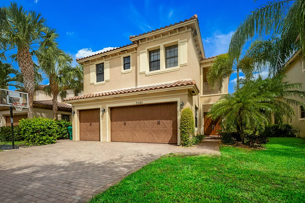 Unit for sale at 7593 NW 113th Avenue, Parkland, FL 33076