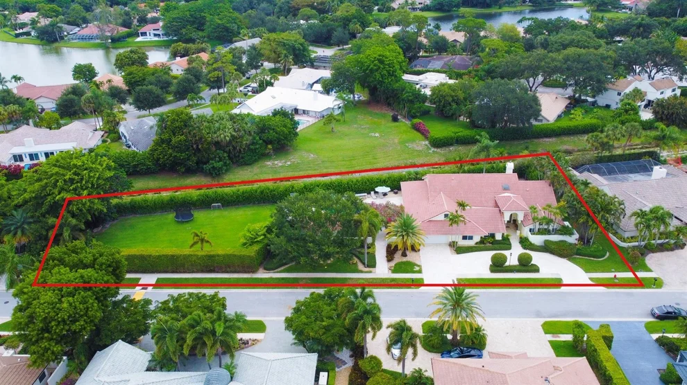 Unit for sale at 7351 Valencia Drive, Boca Raton, FL 33433