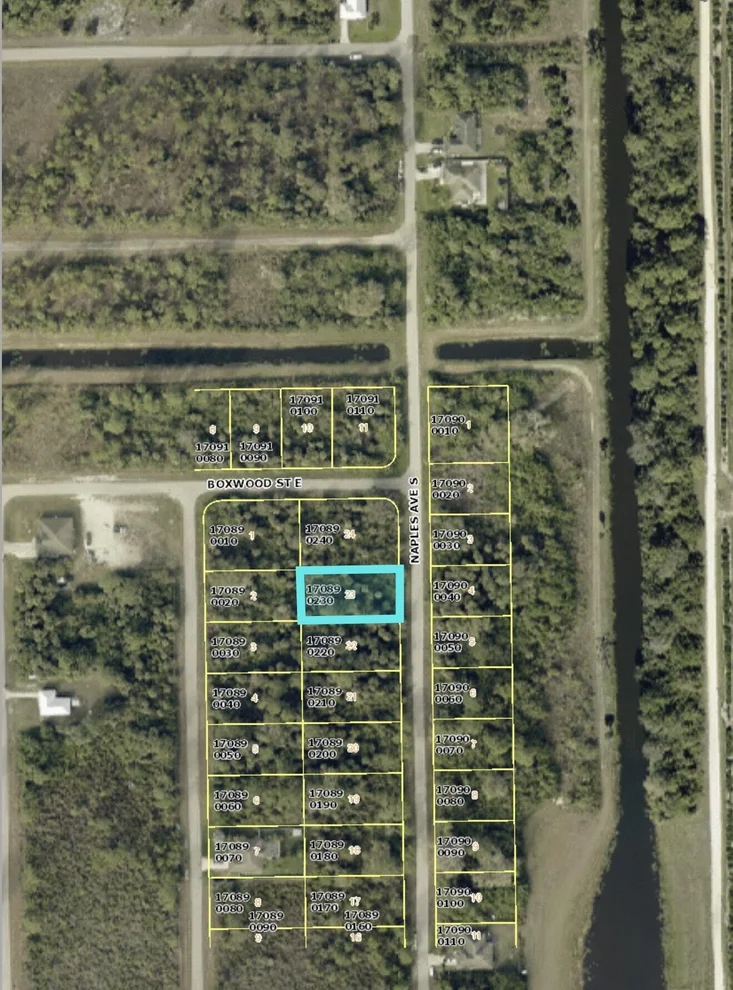 Unit for sale at 636 Naples Avenue S, Lehigh Acres, FL 33974
