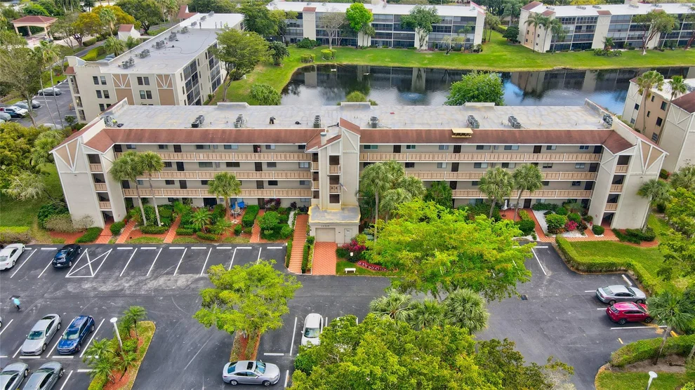 Unit for sale at 14310 Strathmore Lane, Delray Beach, FL 33446