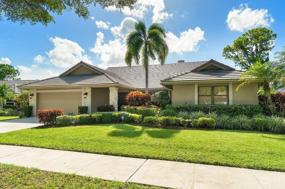 Unit for sale at 2413 NW 40th Circle, Boca Raton, FL 33431