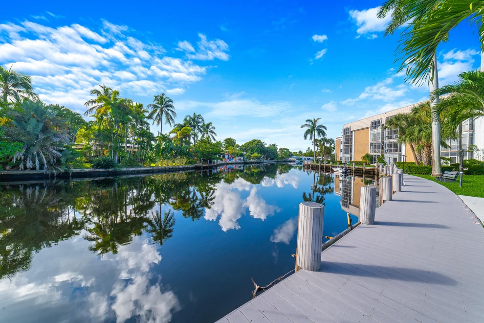 Unit for sale at 2990 NE 16TH Avenue, Oakland Park, FL 33334