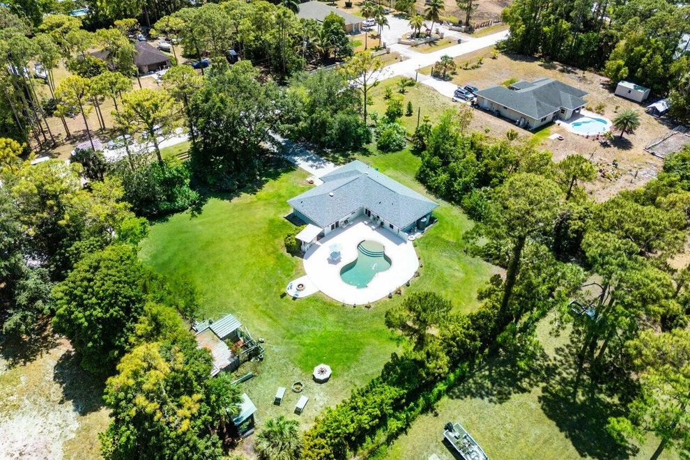 Unit for sale at 17109 81st Lane N, Loxahatchee, FL 33470